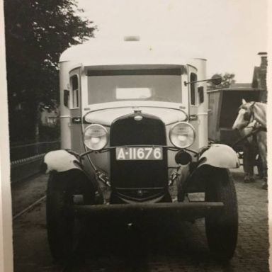Kenteken: A 11676; Ford, foto waarschijnlijk genomen tijdens oplevering, foto: A. D. den Hartogh