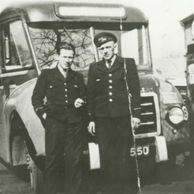 Kenteken: A 36550; Dodge, Jeen Geertsma en Jan Schade, foto: J. Harmsen