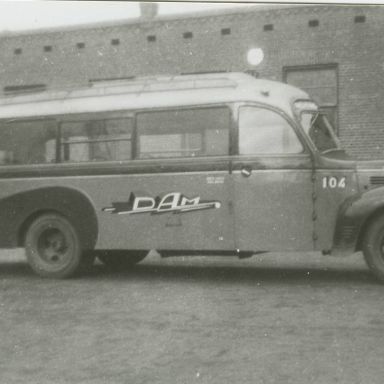 Kenteken: A 40104; Dodge, Appingedam 1947. Foto: J. Harmsen