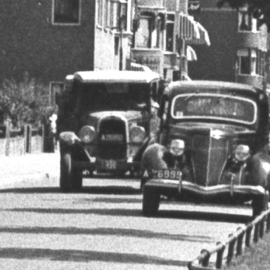 Kenteken: A 26999; Ford V8,  J.C. Kapteynlaan, 1937, foto: uitsnede 1785-01389.jpg