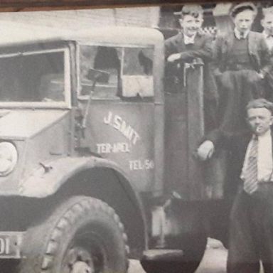 Kenteken: A 19901; Ford, foto: facebookpagina Oud Ter Apel