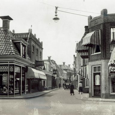 Kenteken: A 21219; Appingedam, Solwerderstraat, jaren '30, foto: Museum Stad Appingedam (08188 01)