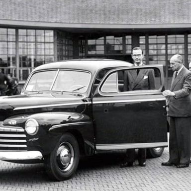 Kenteken: A 9391; Ford Mercury, 27-05-1946, foto: R. Booy, zie reactie B. Eefting