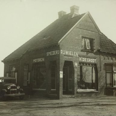 Kenteken: A 12846; Ford, Kerklaan 32, Schoonoord, foto: A. de Groot