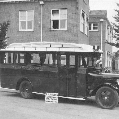Kenteken: A 10308;  Graham Brothers, foto gemaakt bij carrosseriebedrijf Jurgens in Winschoten, foto: J. Wagenaar