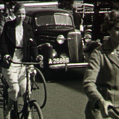 Kenteken: A 26869; Chevrolet, Vismarkt, 1939, foto: Still uit GAVA-film AV4371