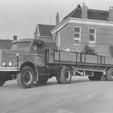 Kenteken: A 32773; FWD, de Singel, Delfzijl, foto: <a href='http://www.farmsum.net/site/' target='_blank'>Farmsum.net</a>