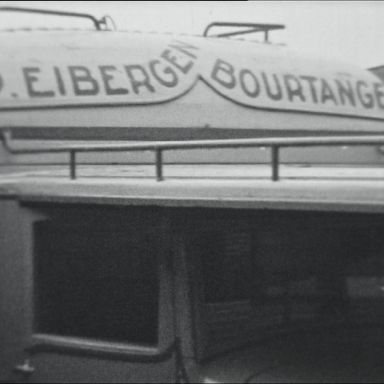 Kenteken: A 18504; Chevrolet, Winschoten, 1936, foto: Still uit GAVA-film AV2068