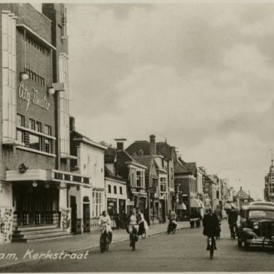 Kenteken: A 36883; Veendam, Kerkstraat, foto: collectie Veenkoloniaal Museum (Ve Ke 199)