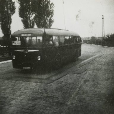 Kenteken: A 38270; Ford, Be Quick op tournée naar Denemarken, 1949, foto uit archief GSV Be Quick 1887 (1470_1299_0102)