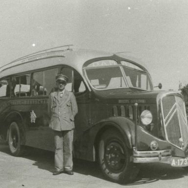 Kenteken: A 17373; Citroën, 1939. Foto: J. Harmsen