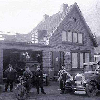 Kenteken: A 15104; Chevrolet, foto: H. J. Zijl