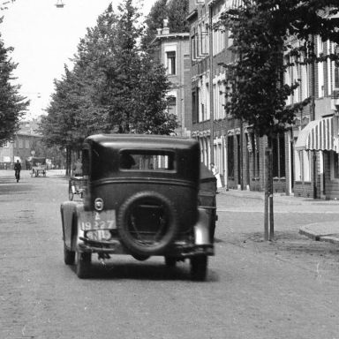 Kenteken: A 19227; Groningen, Herman Colleniusstraat 1937, foto: uitsnede 1785-1193.jpg