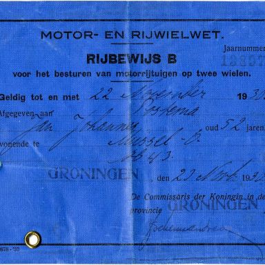 Kenteken: A 27249; Motor-Rijbewijs J. J. Postema