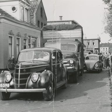Kenteken: A 16396; Ford,  Winschoten, 03-11-1953, foto uit archief Kantongerecht Winschoten (154-8_50)