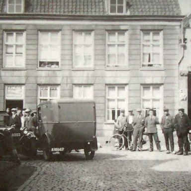 Kenteken: A 16667; Heusden, ongeluk Wijksestraat / Drietrompetterstraat, bron foto: <a href='http://www.heusdeninbeeld.nl/' target='_blank'>heusdeninbeeld.nl</a>