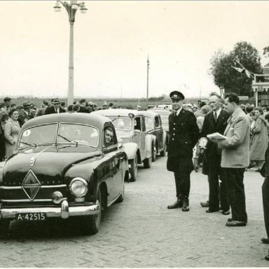 Kenteken: A 42515; Borgward,  Winsum, Baflo, Havenweg 1955, foto: collectie Gemeente Winsum