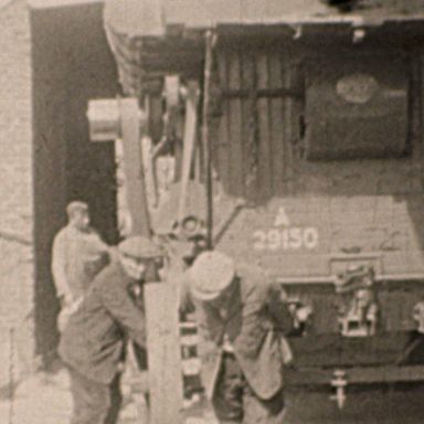 Kenteken: A 29150; foto: Still uit GAVA-film AV7708, ca. 1950