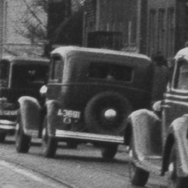 Kenteken: A 3691; Groningen, Hereweg 19-4-1935 uitsnede 1785-1248.jpg