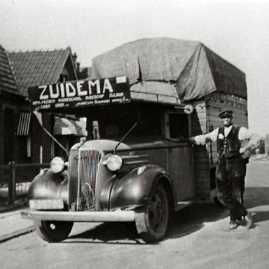 Kenteken: A 25782; Chevrolet, foto: archief W. Mollema