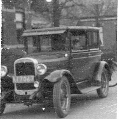 Kenteken: A 17067; Chevrolet, Schildwolde, Meenteweg (?), foto: H. Uuldersma