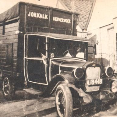 Kenteken: A 18448; Chevrolet truck, ca. 1941, foto: <a href='https://tinyurl.com/4e47h7k2' target='_blank'>Historisch Archief Midden-Gronigen</a>