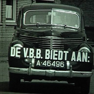 Kenteken: A 46496; Opel Kapitän,  foto: Still uit GAVA-film AV0445