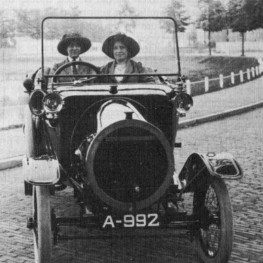 Kenteken: A 992; Simplex kleinauto uit 1913, foto: R. Booy