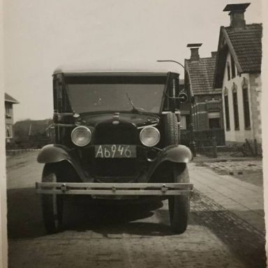Kenteken: A 6946; Ford, foto: A. D. den Hartogh