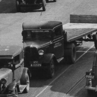 Kenteken: A 11229; Groningen, Hereweg 1937, foto: uitsnede 1785-1233.jpg