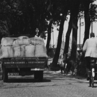 Kenteken: A 18723; Groningen, Bedumerweg 1937. foto: uitsnede 1785-0846.jpg