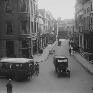 Kenteken: A 11271; Guldenstraat Groningen ca. 1928 (1785-0324)