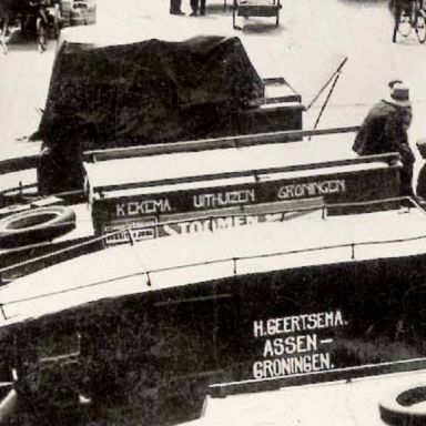 Kenteken: A 8190; Groningen, Vismarkt ca. 1930, foto: uitsnede 1986-6052.jpg