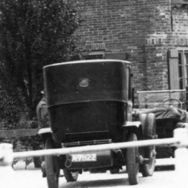 Kenteken: A 7922; Uithuizen, Menkemaborg uitsnede 818-15231.jpg
