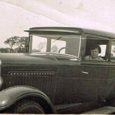 Kenteken: A 26642; Peugeot 183, foto: E. van Rijn