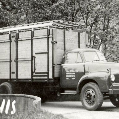Kenteken: A 47584; Bedford, foto: R. Heersema