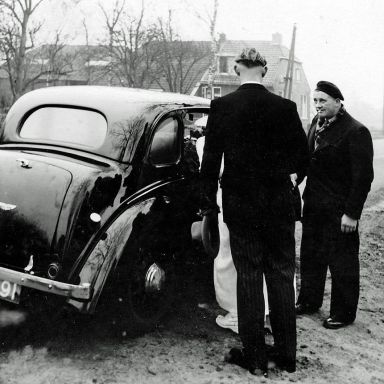 Kenteken: A 33491; Wolseley Eight, foto: J. P. de Groot