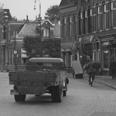 Kenteken: A 19955; Groningen, Eeldersingel 1937 uitsnede 1785-0996.jpg