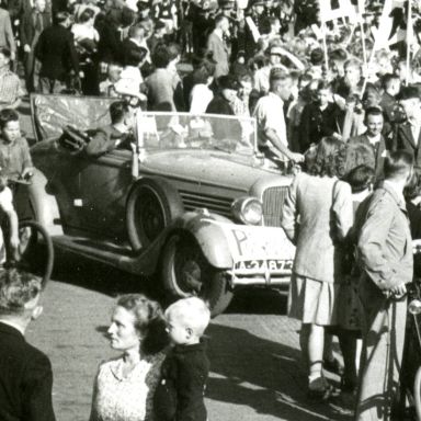 Kenteken: A 34873; Foto uit archief Families Van der Haer en Durleu, uitsnede 524-61.jpg