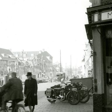 Kenteken: A 32846; Schuitendiep oktober 1946,  foto: Verzameling fotoalbums (2139-80)
