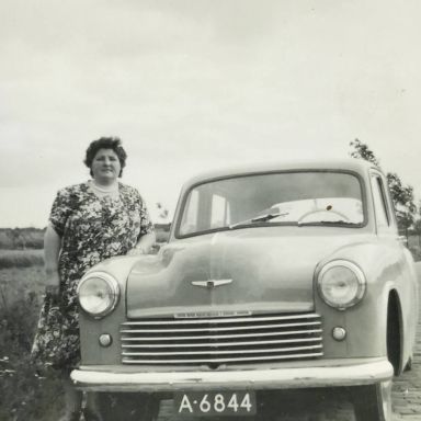 Kenteken: A 6844; Hillman Minx, foto: J. W. Kram