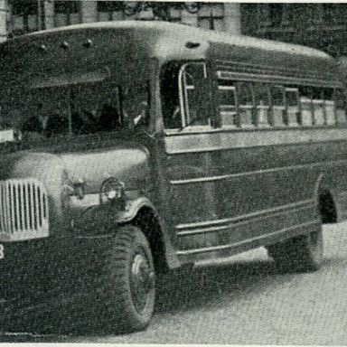 Kenteken: A 35983; De eerste na-oorlogse White bus van de GDS, foto: archief W. Mollema