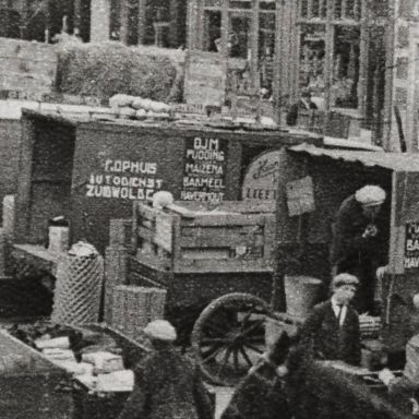Kenteken: A 17622; Groningen, Vismarkt, 1932, foto: uitsnede 1785-30070.jpg