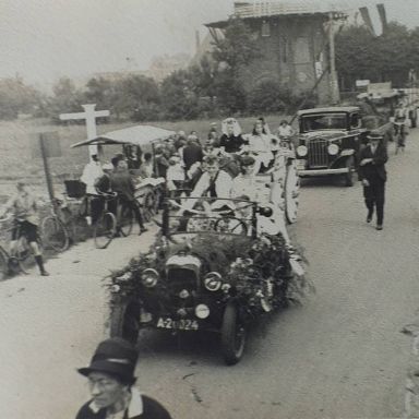 Kenteken: A 20024; Hoofdweg Schildwolde ca. 1933, foto: K. Mollema