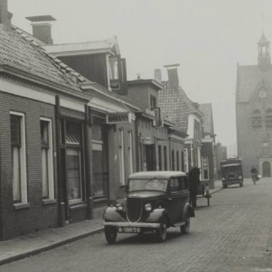 Kenteken: A 18659; Ford, Scheemda, foto: H. E. Boonstra