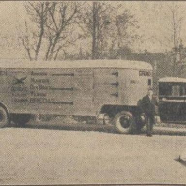 Kenteken: A 24298; Mercedes vrachtwagen van vrachtdienst "de Zwaluw", 1934 foto: H. E. Boonstra