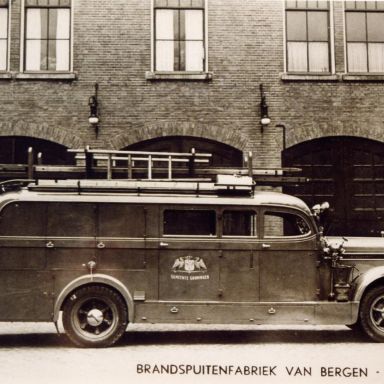 Kenteken: A 28728; Studebaker, foto: W. Schuitema