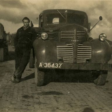 Kenteken: A 36437; Dodge, foto: schenking K. J. van Wieren