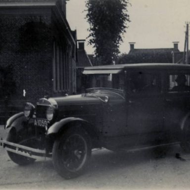 Kenteken: A 10598; Essex Six van Adriaan Kolen 1936, foto: A. van Oploo-Talens