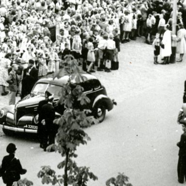Kenteken: A 32020; Studebaker, foto: uitsnede 254-61.jpg